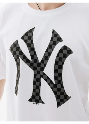 Белая мужская футболка new york yankees checkerboard белый 47 Brand