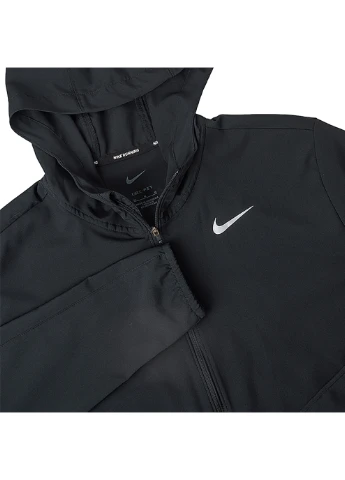 Черная демисезонная ветровка Nike
