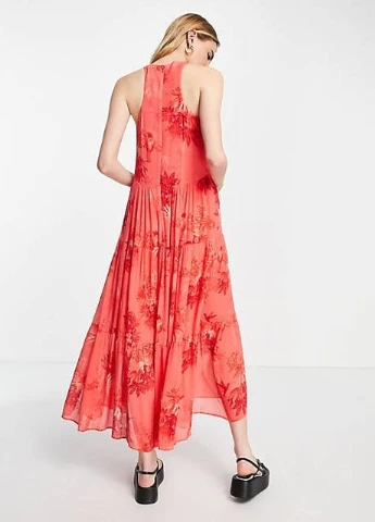 Червона сукня Asos
