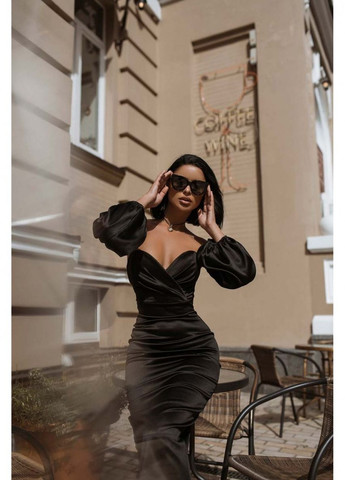 Черное вечернее платье футляр First Woman однотонное