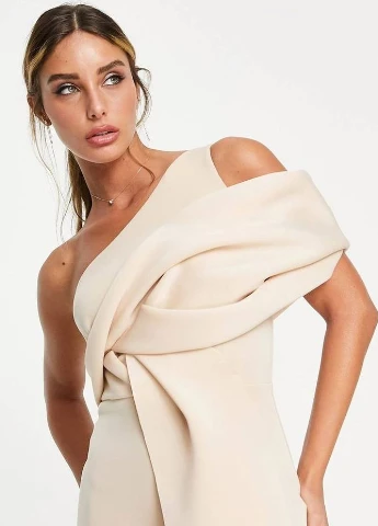 Бежева сукня Asos
