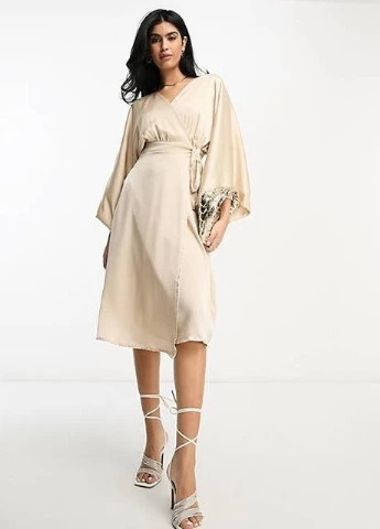 Бежева сукня Asos