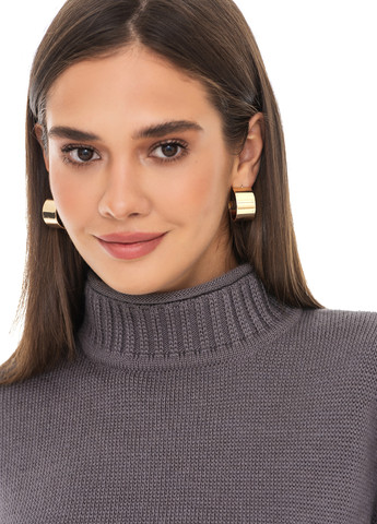 Серый свободный свитер - стойка SVTR