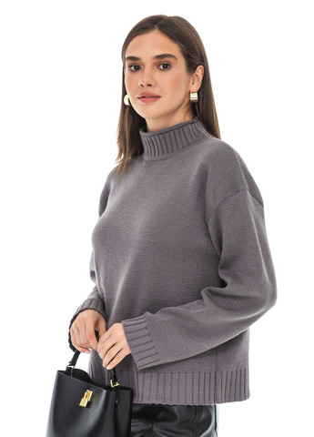 Серый свободный свитер - стойка SVTR