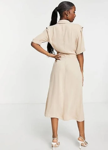 Бежева сукня Asos