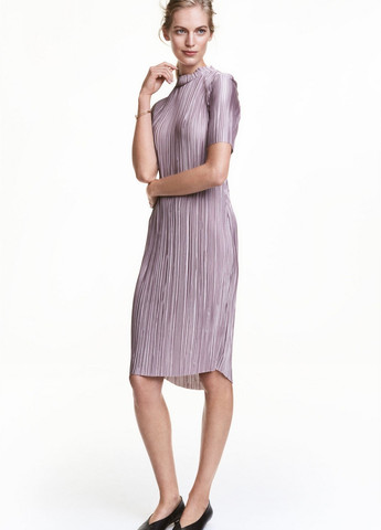 Фиолетовое кэжуал платье H&M однотонное