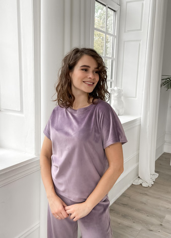 Пудрова всесезон велюрова жіноча піжама: штани, футболка темно-пудрового кольору медіо 100000303 футболка + штани Merlini Медио