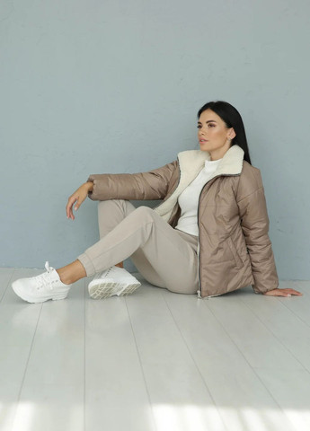 Бежева демісезонна куртка jacket Seventeen