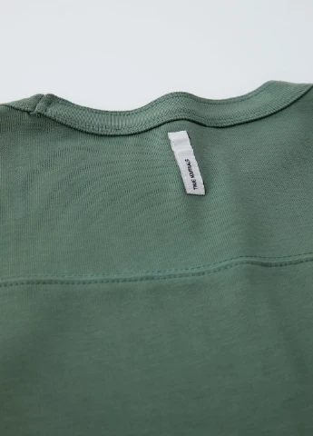 Зеленая летняя футболка Zara