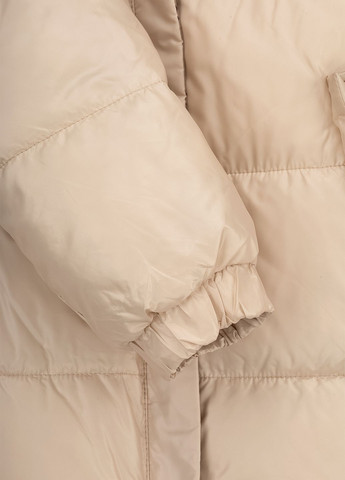 Бежевая зимняя куртка Feiying