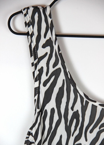 Комбінована сукня Missguided