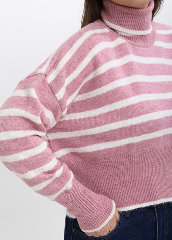 Розовый демисезонный свитер женский укороченный розовый в полоску с горлом MDG Вільна