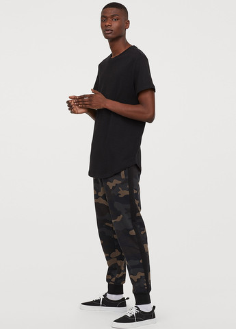 Чорна футболка H&M