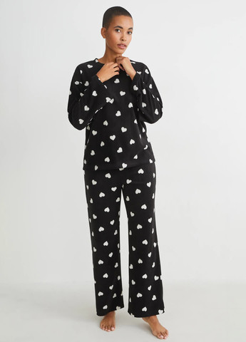 Черная всесезон флисовая пижама в принт (свитшот, штаны) C&A