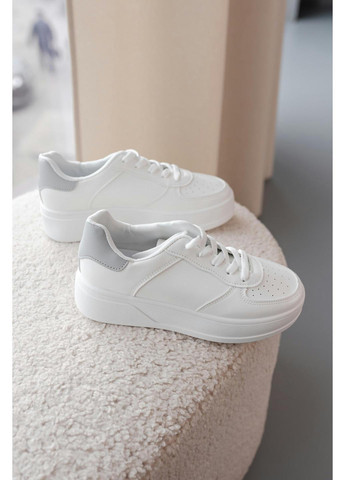 Белые демисезонные кроссовки женские sandy 3952 235 белый Fashion