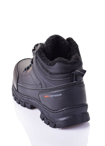 Черные зимние ботинки Navigator