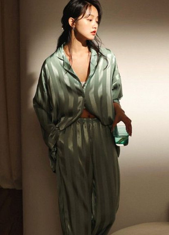 Оливкова всесезон атласна піжама костюм у смужку едем july's song розмір xxl 50 оливковий No Brand