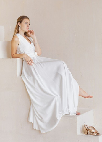 Белое вечернее платье а-силуэт, с юбкой-солнце, на запах FashionYouWant однотонное