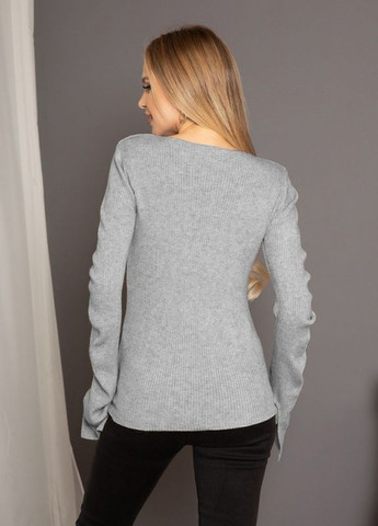 Серый демисезонный серый свитер с разрезами на рукавах Magnet