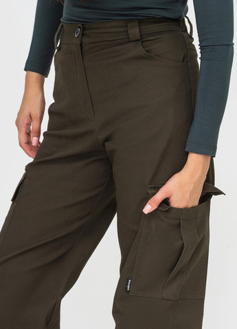 Зеленые джинсовые демисезонные брюки Garne