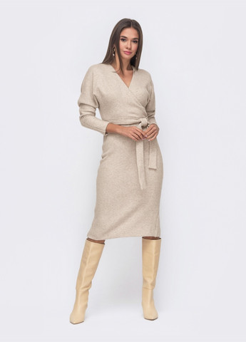 Бежева приталене плаття з ангори з запахом на грудях бежеве Dressa