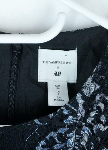 Чорна вечірня мереживне плаття H&M з квітковим принтом