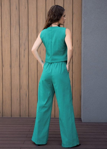 Зеленый льняной костюм с жилетом ISSA PLUS (266783014)