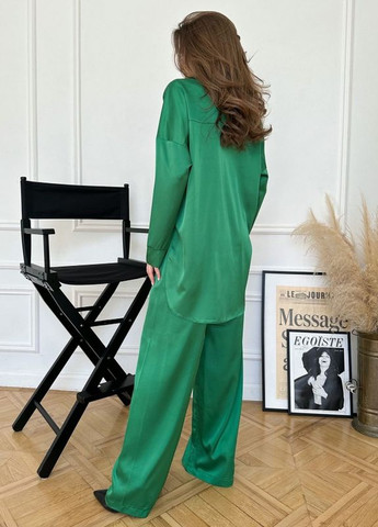 Зелений шовковий костюм у піжамному стилі ISSA PLUS (266783504)