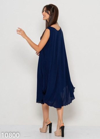 Летний женский темно-синий асимметричный сарафан с карманами ISSA PLUS однотонный