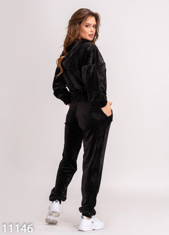 Черный велюровый спортивный костюм с капюшоном ISSA PLUS (259735112)