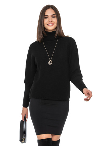 Чорний светр з широкими рукавами SVTR