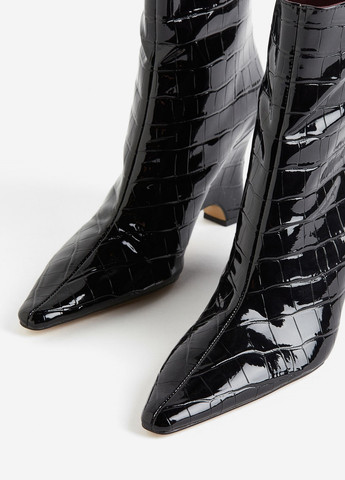 Чорні демісезонна ботильйони H&M