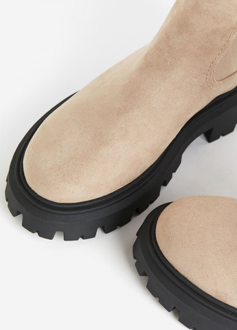 Осенние ботинки H&M из искусственного нубука