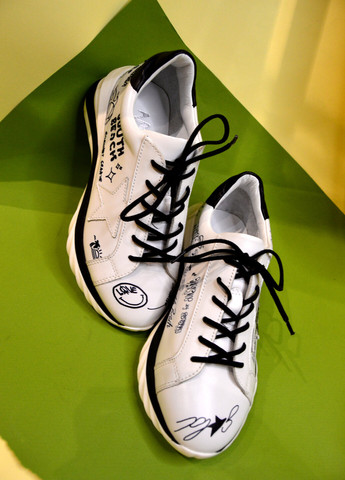 Кросівки жіночі шкіряні з чорним принтом Білий Magza білі (267577903)