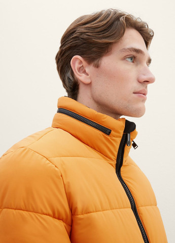Оранжевая демисезонная куртка с капюшоном Tom Tailor