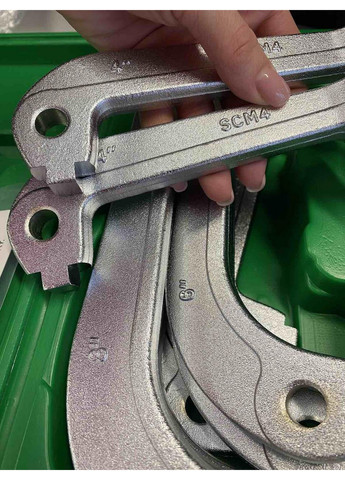 Универсальный гидравлический съемник 10т TOPTUL (267656209)