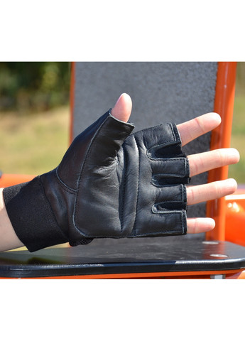 Унісекс рукавички для фітнесу L Mad Max (267658610)