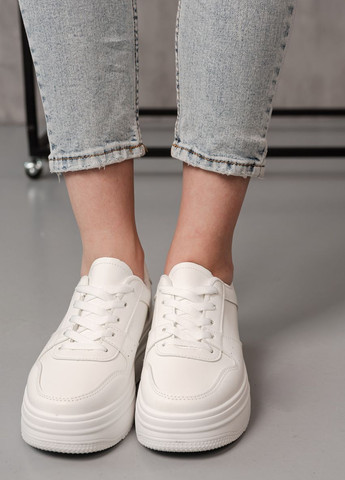 Белые демисезонные кроссовки женские Fashion