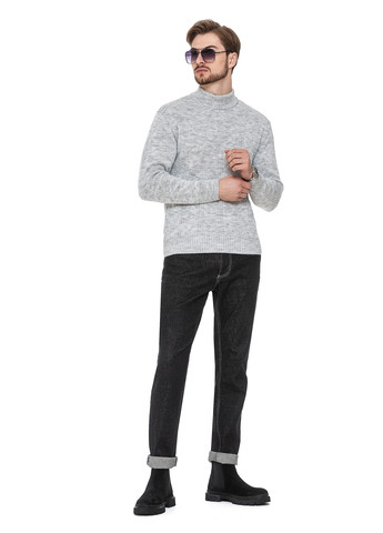 Светло-серый свитер с воротником стойка «авиатор» SVTR