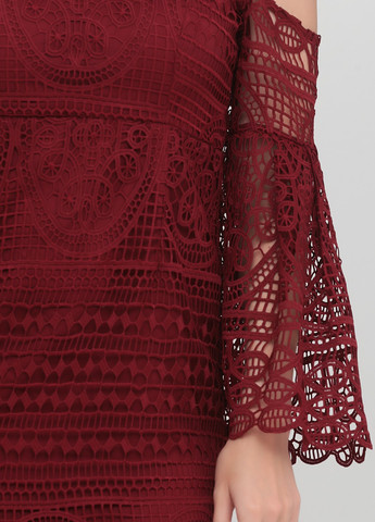 Бордовое кэжуал платье Bardot однотонное