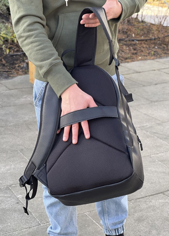 Базовий рюкзак з екошкіри чорного кольору із відділенням під ноутбук ToBeYou premium (268223993)