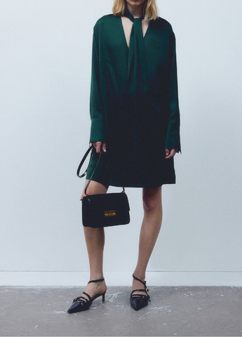 Темно-зеленое праздничный платье H&M однотонное