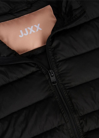 Черная куртка JJXX