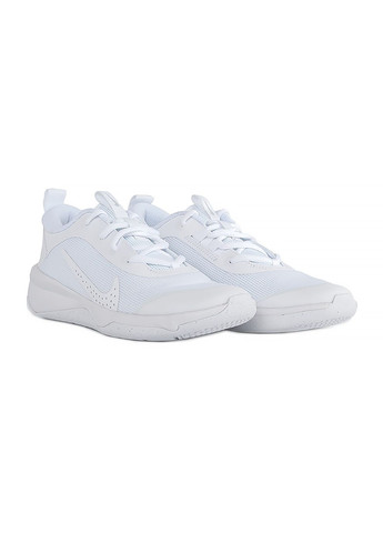 Белые демисезонные детские кроссовки omni multi-court (gs) белый Nike
