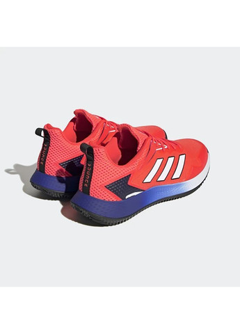 Красные демисезонные кросcовки муж. defiant speed clay красный adidas