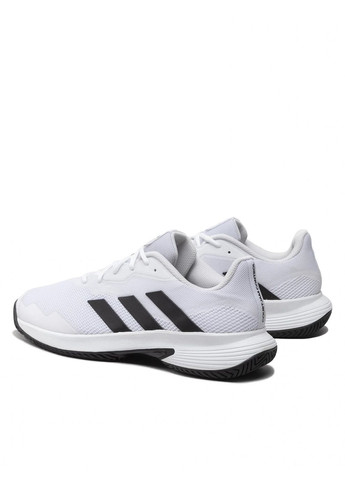 Білі Осінні кросівки чол. courtjam білий adidas