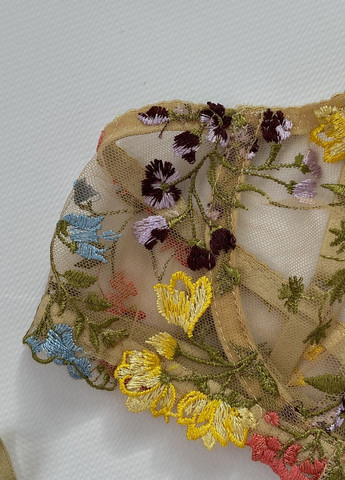 Комбинированный демисезонный цветочный комплект белья с вышивкой Veronica