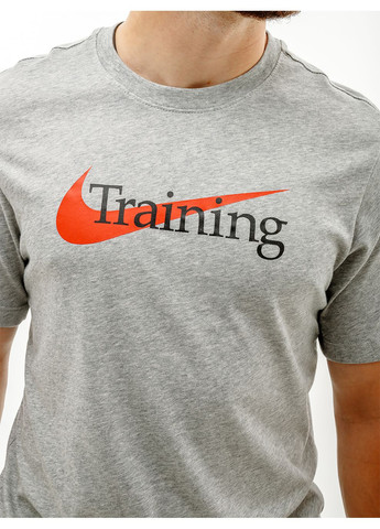Серая мужская футболка m nk dfc tee sw training серый Nike