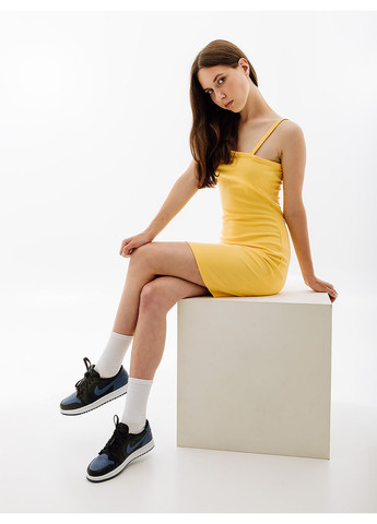 Жовтий спортивна жіноче сукня w nsw evrdy mod aysm tnk drss жовтий Nike однотонна