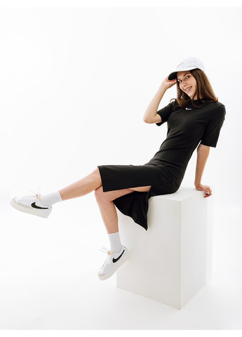 Чорна спортивна жіноче сукня w nsw essntl midi dress чорний Nike однотонна